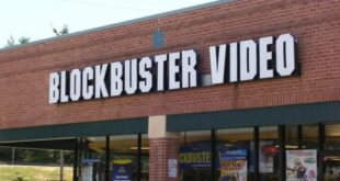 Blockbuster continues to struggle as it closes 300 u s stores