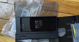 Blackberry batterycharger bundle for the blackberry z10