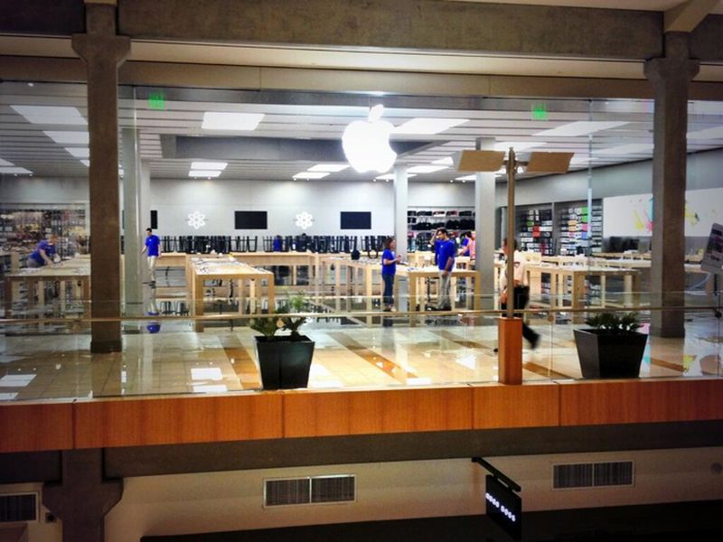 Apple registered store dart layout now trademark distinctive tm google certificate coverage legal rtm enlargement found Apple trademarks store layout and design
